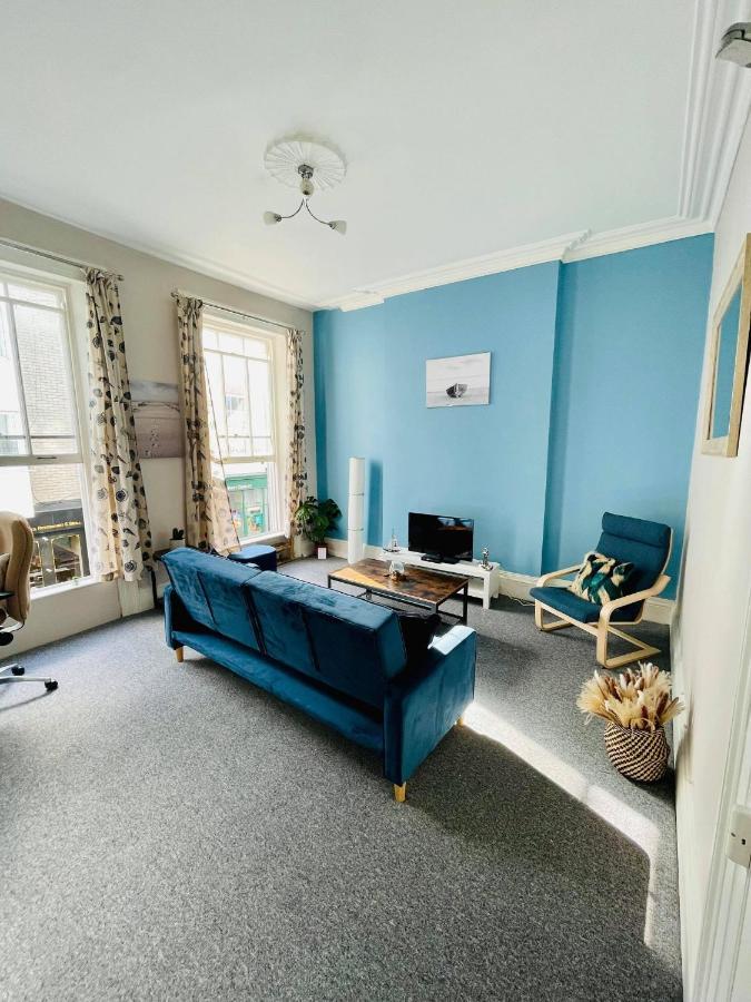 Acora'S Apartments Plymouth Esterno foto